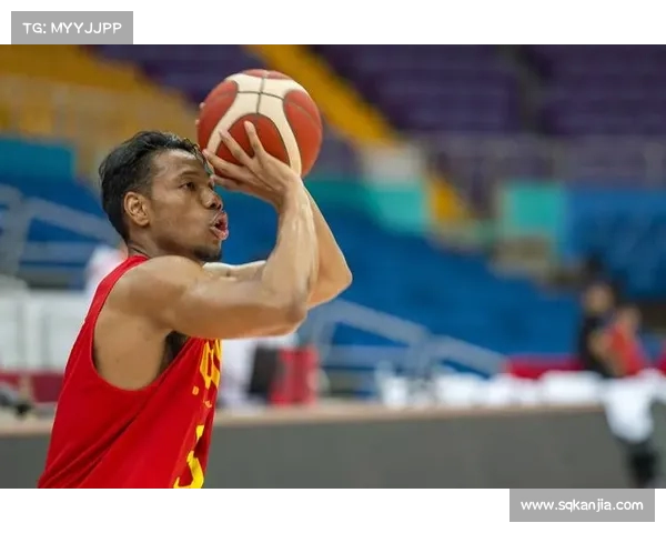 祝铭震接球突破后的三不沾失误,背后隐藏的技术问题与调整建议 祝铭震接球突破后的三不沾失误,背后隐藏的技术问题与调整建议