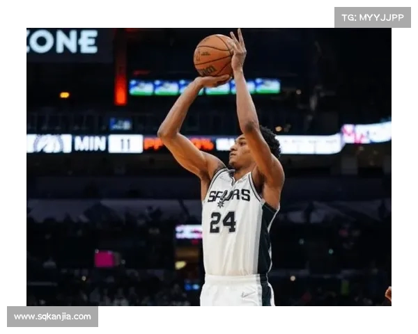 马刺队小将挺身而出,带领球队获胜 马刺队小将挺身而出,带领球队获胜