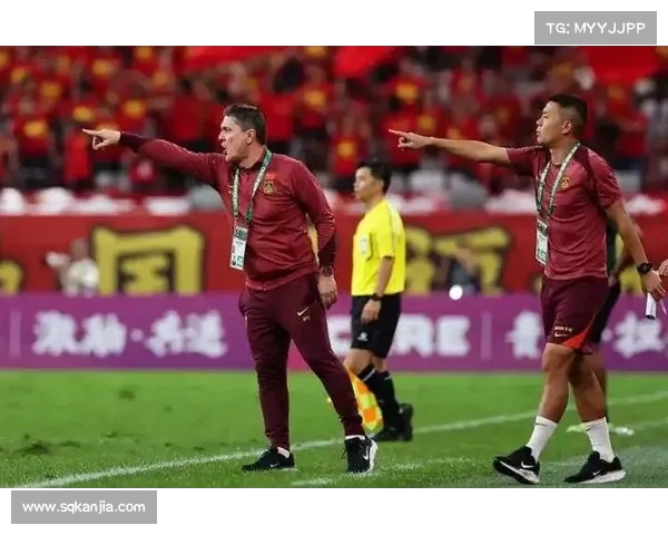 不胜,球迷怒斥球队:官微回应引发更大争议!崔帅下课呼声高涨 不胜,球迷怒斥球队:官微回应引发更大争议!崔帅下课呼声高涨